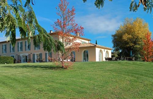 Vagnas Hotel | Elegant Stay at Hôtel La Bastide d'Iris with Ocean Views