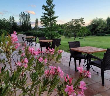Vagnas Hotel | Elegant Stay at Hôtel La Bastide d'Iris with Ocean Views
