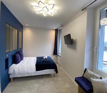 Jassat Hotel | Relax at Hôtel-restaurant La bonne hôtesse with Ocean Views