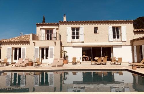 Grimaud Hotel | Discover Hôtel La Boulangerie: Oceanfront Bliss Awaits