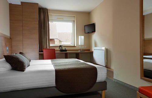Biesheim Hotel | Discover Hôtel La Clef Des Champs: Family-Friendly Retreat
