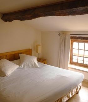 Vaison-la-Romaine Hotel | Unforgettable Stay at Hôtel la Fête en Provence with Ocean Views