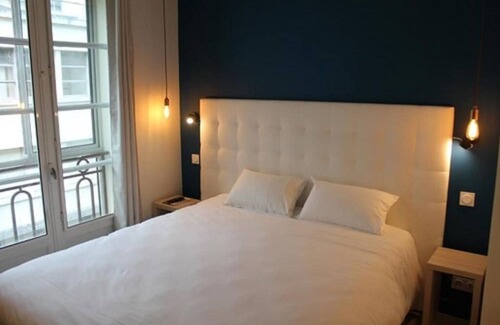 Centre Ancien Hotel | Top-Rated Hôtel La Fontaine Caen Centre with Ocean View