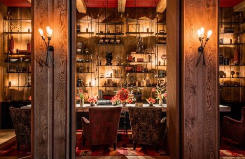 Val-d'Isere Hotel | Indulge in Relaxation at Hôtel LA MOURRA - 5-Star Retreat