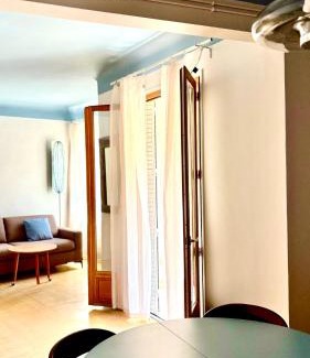 Arles City Centre Hotel | Discover Hôtel La Muette: Pet-Friendly Retreat with Breakfast