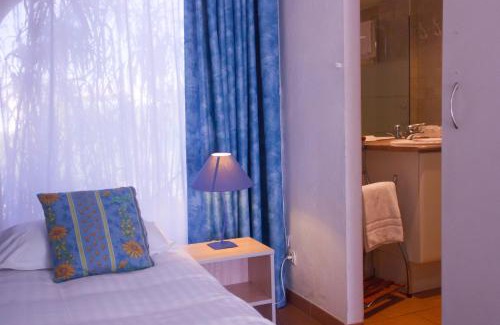 La Nartelle Hotel | Relax at Hôtel La Nartelle: Oceanfront & Pet-Friendly Stay