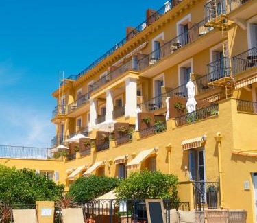 Old Town Hotel | Elegant Hôtel La Pérouse Nice with Oceanfront Luxury