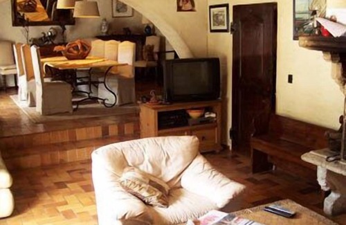 Grimaud Hotel | Relax at Hôtel La Pierrerie: Pool, Spa & Family-Friendly