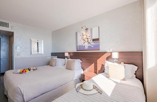 Sainte-Maxime Hotel | Oceanfront Hôtel La Plage: Family-Friendly with Breakfast
