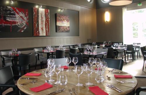 Val de Briey Hotel | Experience Comfort at Hôtel la Régie with Ocean Views