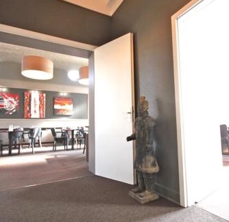 Val de Briey Hotel | Experience Comfort at Hôtel la Régie with Ocean Views
