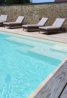 Poisson Hotel | Relax at Hôtel La Reconce with Oceanfront Views & Pool