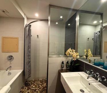 Yvoire Hotel | Elegant Hôtel Le Jules Verne with Oceanfront Views