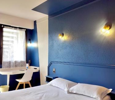 Mayenne Hotel | Pet-Friendly Hôtel La Tour des Anglais with High Guest Ratings
