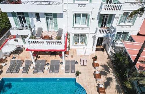 Cap-d'Antibes Hotel | Discover Hôtel La Villa Juan Beach with Oceanfront Bliss