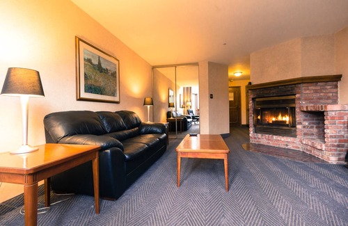 Argenteuil Regional County Municipality Hotel | Relaxing Retreat at Hôtel Lac Carling Golf & Spa