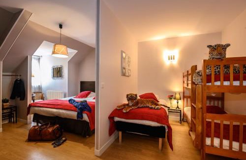 Bayeux Hotel | Pet-Friendly Hôtel Le Bayeux with Stunning Ocean Views