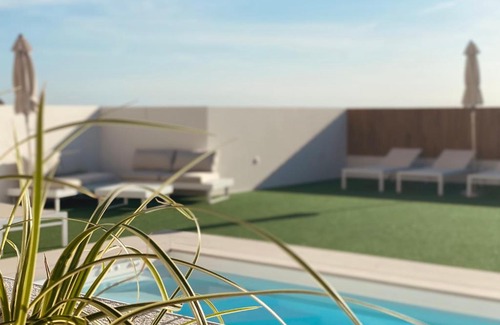 Saint-Cyprien Hotel | Relaxing Oceanfront Retreat at Hôtel Le Belvedere