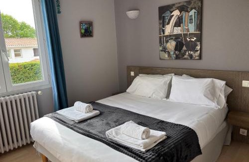 Ares Hotel | Pet-Friendly Hôtel Le Boïate with Great Family Amenities