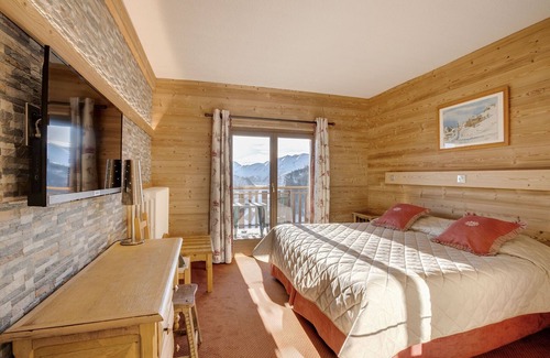 Viel-Alpe Hotel | Discover Hôtel Le Castillan: Top-Rated with Spa & Dining