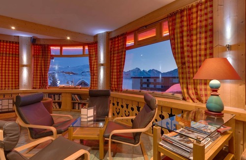 Viel-Alpe Hotel | Discover Hôtel Le Castillan: Top-Rated with Spa & Dining
