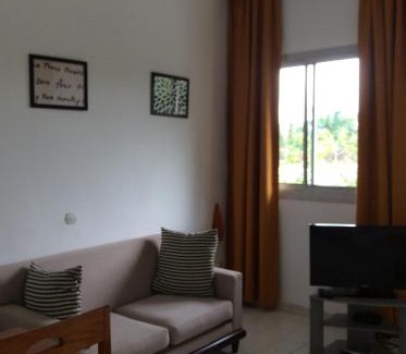 Angre Apartment | Discover Residence le Flamboyant: Family-Friendly Retreat