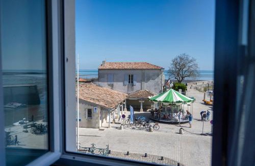 La Flotte Hotel | Oceanfront Retreat at Hôtel Le Français - Rated 8/10