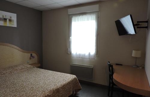 Gievres Hotel | Discover Comfort at Hôtel Le Grand Chêne - Rated 8.8/10