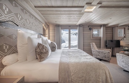 Courchevel Hotel | Experience Luxury at Hôtel Le K2 Altitude - 5 Star Retreat