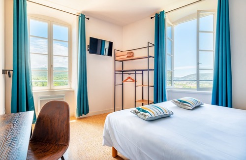 Sault Hotel | Exceptional Hôtel Le Nesk with Pool and Spa Amenities