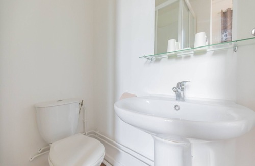 Lens Hotel | Budget-Friendly Hôtel le Paris Brest with Family Amenities