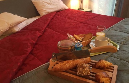 Cours Hotel | Discover Hôtel Le Pavillon: Family-Friendly with Spa & Pool