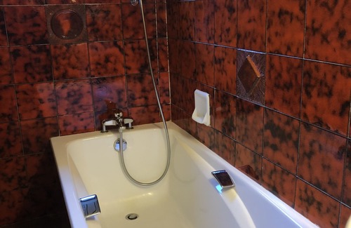 Modane Hotel | Welcoming Hôtel Restaurant le Perce Neige with Family-Friendly Service