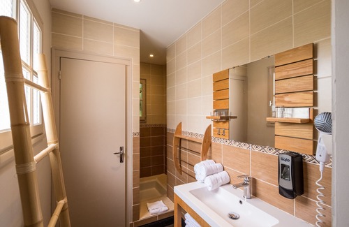 Sainte-Marie-de-Re Hotel | Relax at Hôtel Le Peu Breton: Pool, Spa & Family-Friendly