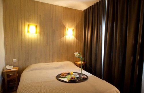Biscarrosse Hotel | Relax at Hôtel Le Relais: Spa, Restaurant & Family-Friendly