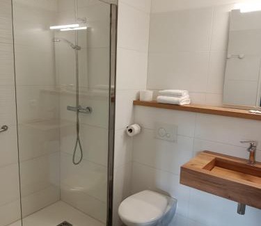 Fleurance Hotel | Discover Hôtel Le Relais: Pet-Friendly with Breakfast Included