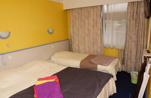 Le Boulou Hotel | Eco-Friendly Comfort at Hôtel le Richelieu - Family Friendly