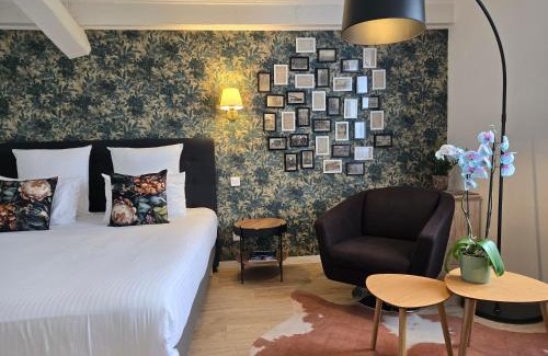 Uzes Hotel | Discover Hôtel Le Saint-Geniès: Oceanfront Oasis Awaits