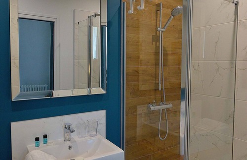 Cherbourg-en-Cotentin Hotel | Discover Hôtel Le Tiburon: Spa Retreat with Breakfast Included