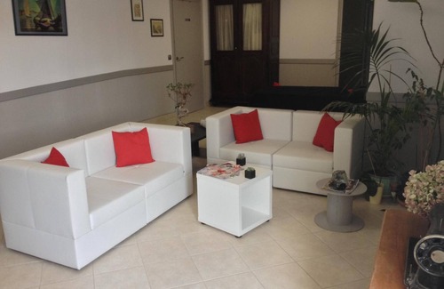 Vic-en-Bigorre Hotel | Discover Hôtel le Tivoli: Spa & Family-Friendly Amenities
