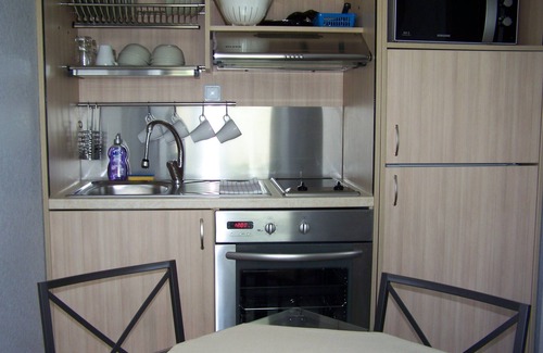 Saint-Laurent-Nouan Hotel | Guest Rated 9.2 - Hôtel Le Verger with Breakfast Included