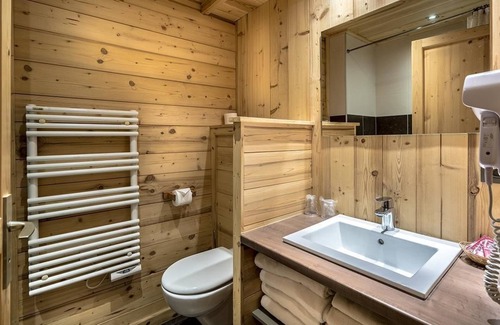 Les Saisies Hotel | Discover Hôtel Le Very: Rated 8.6, Relax with Spa & Hot Tub