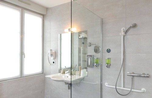 Orgelet Hotel | Discover Hôtel Le Vouglans: Guest Rated 9.4/10 with Dining