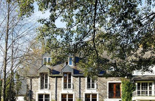 Habay Hotel | Discover Hôtel Les Ardillières du Pont d'Oye: Pet-Friendly Retreat