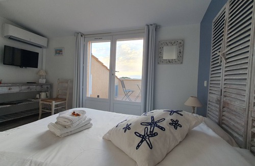 Les Issambres Hotel | Guest Rated 10/10: Hôtel les calanques with Spa & Breakfast
