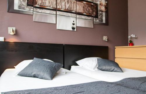 Savines-le-Lac Hotel | Explore Hôtel Les Flots Bleus: Oceanfront Bliss Awaits