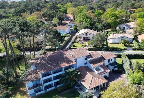 Soorts-Hossegor Hotel | Discover Hôtel Les Fougères: Pet-Friendly with Ocean Views