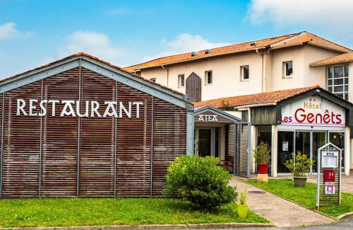 Bayonne Hotel | Discover Hôtel Les Genêts Bayonne: Pet-Friendly Retreat