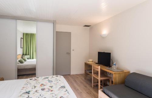 Sainte-Marie-de-Re Hotel | Discover Hôtel Les Grenettes: Oceanfront Comfort Awaits