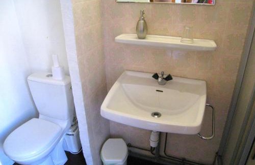 Luz-Saint-Sauveur Hotel | Pet Friendly Stay at Hôtel Les Templiers - Great for Families!